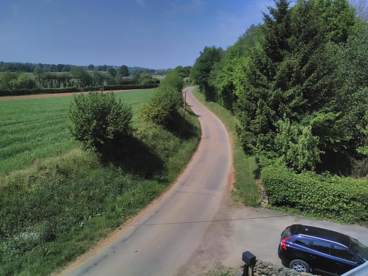 Studio Independant 2 Pers - Chatillon Sur Colmont La Petite Gare المظهر الخارجي الصورة
